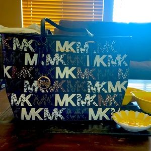 Michael Kors tote